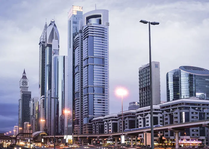 Carlton Downtown Hotel